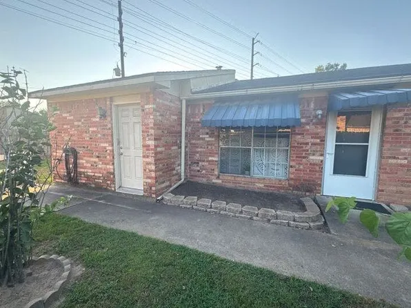 1300 Eagle Lake Rd Unit 9, Sealy, TX 77474