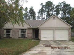 521 Drury Ln, Slidell, LA 70460