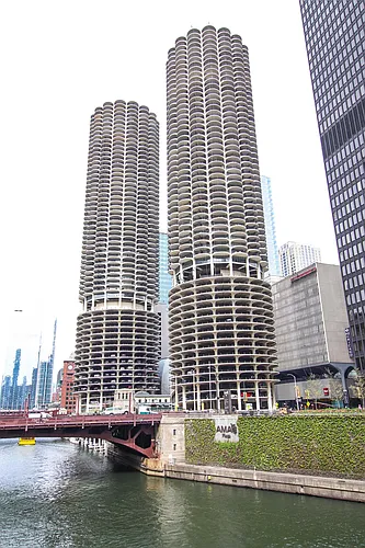 300 N State St Photo 1