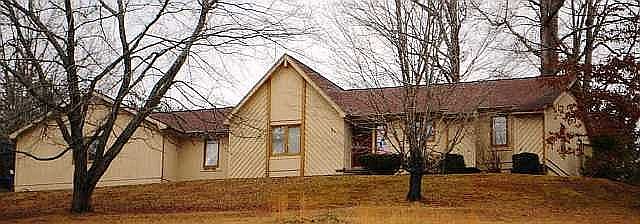 1st image of 7 Ennismore Dr