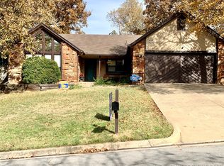 7505 W 34th Pl, Tulsa, OK 74107