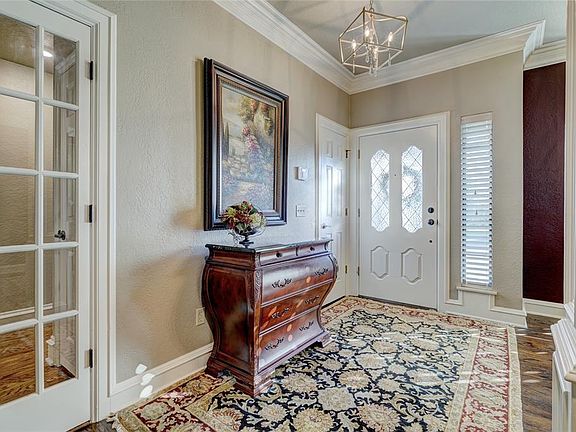 5th image of 11305 Country Dr