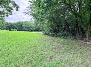 608 S Cherokee St, Locust Grove, OK 74352