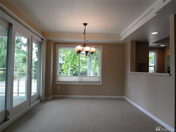 5th image of 11011 NE 12th St Unit 206