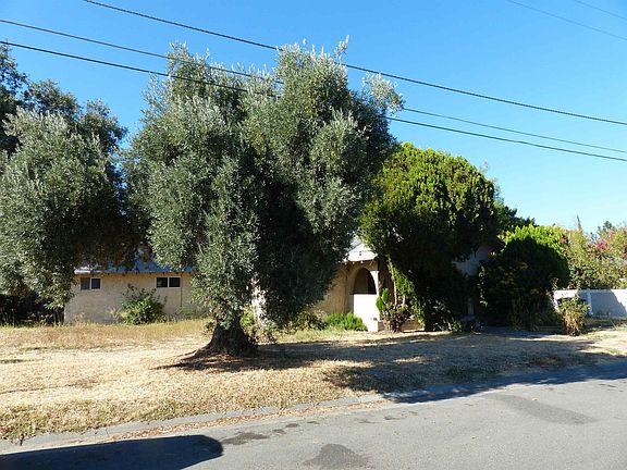 2nd image of 1944 Elizabeth Ave