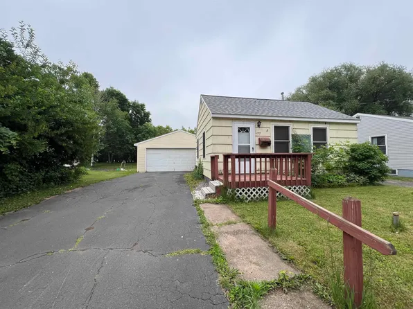 1717 Cottage Ln, Virginia, MN 55792