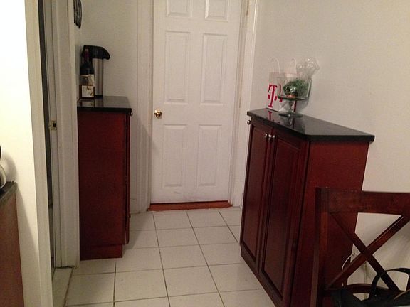 4th image of 1530 S 6th St #2FLOOR