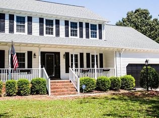 512 Warrick Rd, Chesapeake, VA 23322