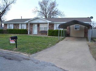 1202 3rd Pl, Elgin, OK 73538