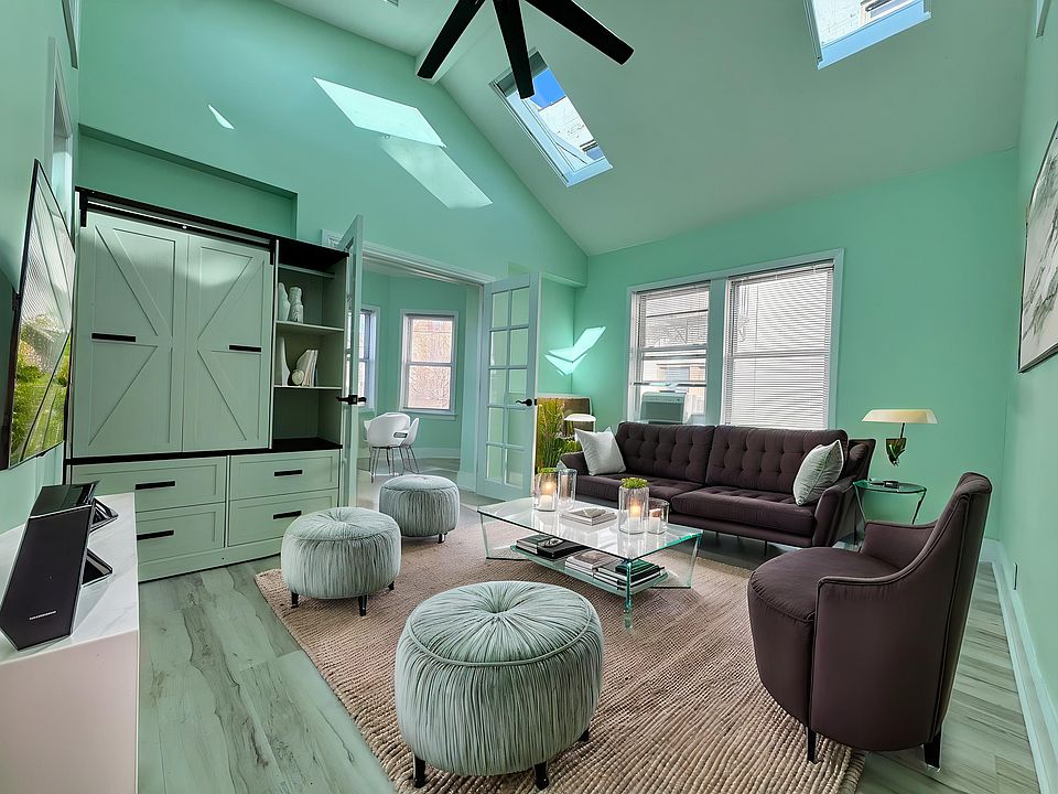 1st image of 22-11 37th St #2