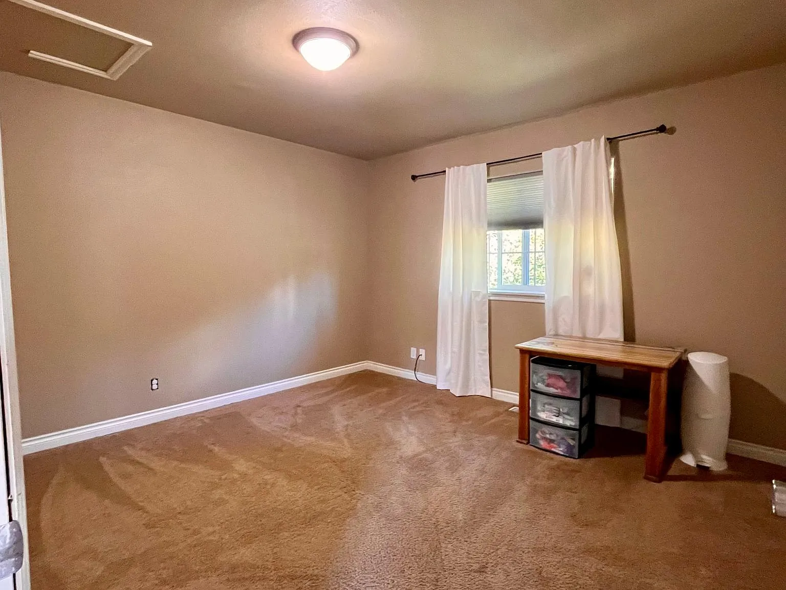 3 bed, 2152 sqft, $2,795 — Photo 4