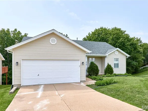 1416 Apple Ridge Ct, Arnold, MO 63010