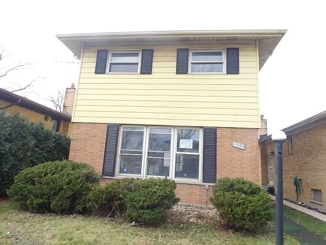 11554 S Laflin St photo 1