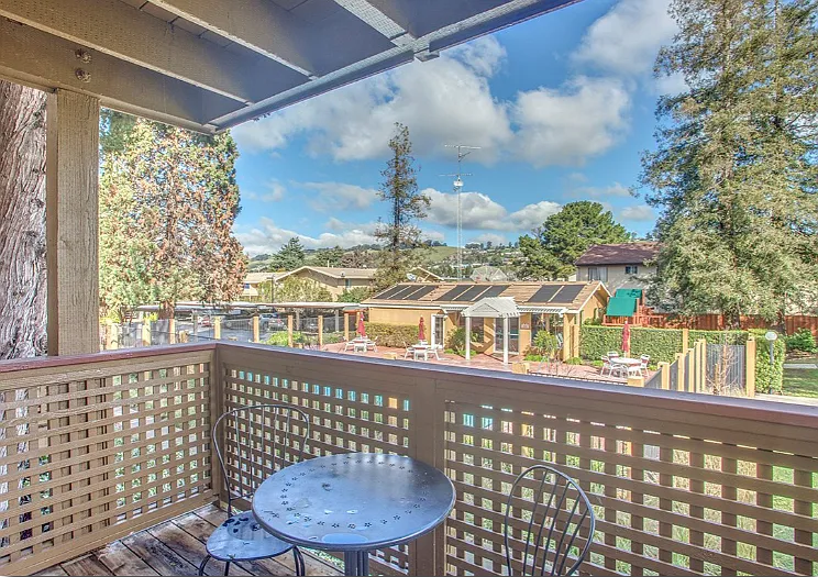Alderwood Apartments — Photo 6