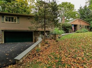 68 Farmingdale Rd, Chester, NY 10918