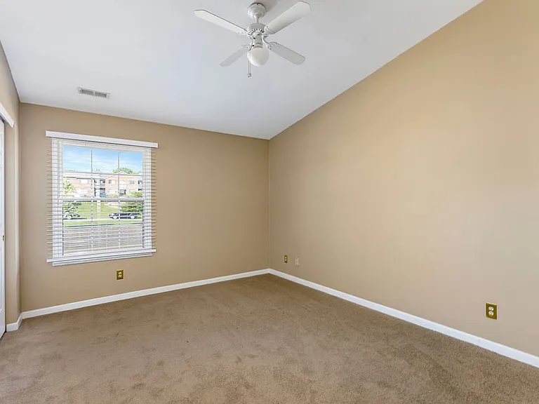 9450 Crockett Pass — Photo 21