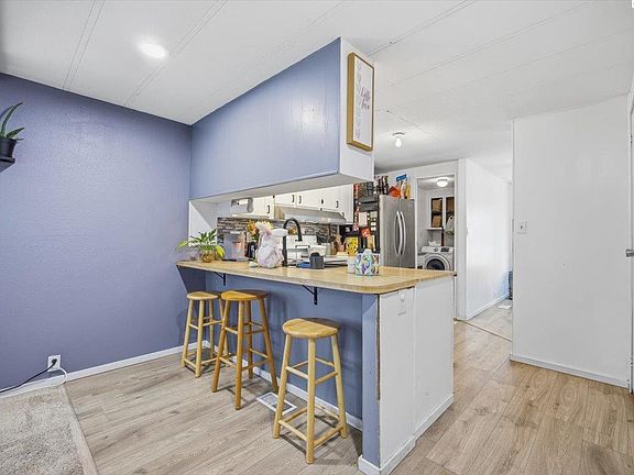 3rd image of 6309 Desert View Dr
