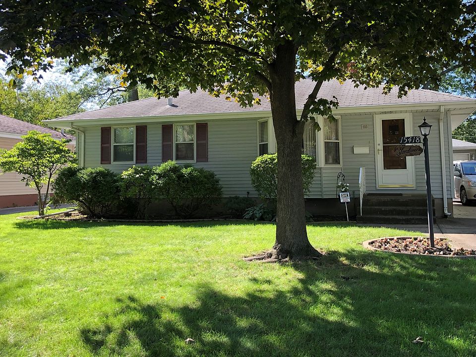 1st image of 15418 Cherry St