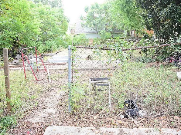 306 Payne St, Houston, TX 77009