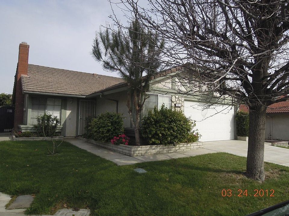 Redwood Ct,Fontana