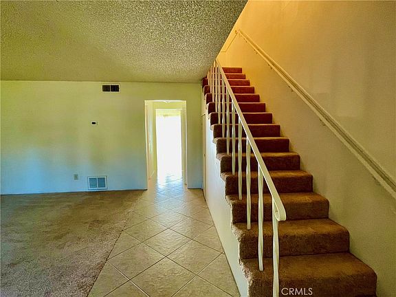 2nd image of 139 E Cypress Ave