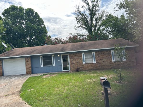 26 Melanie Ct