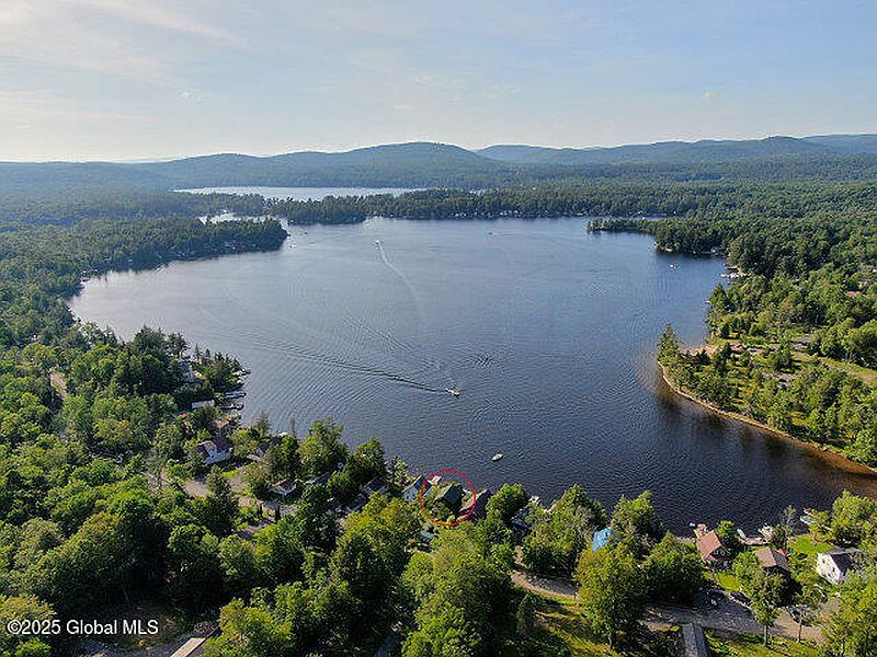 2nd image of 218 S Shore Rd E