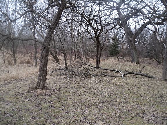 4th image of 40W191 Wildwood Dr