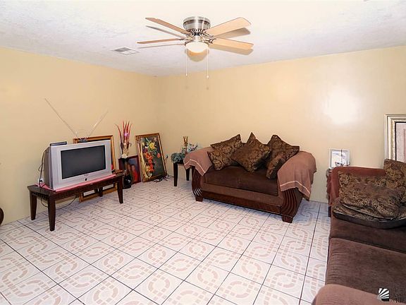 3rd image of 1567 E Bienestar Ln