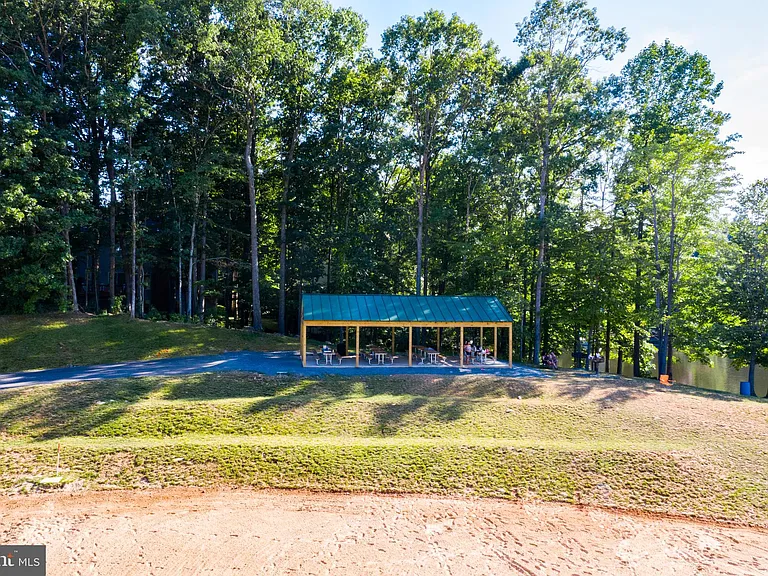15418 Skyline Dr — Photo 20