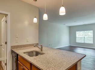 Valor Apartment Homes, Fredericksburg, VA 22401