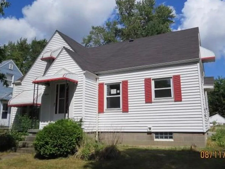 829 Orlando Ave