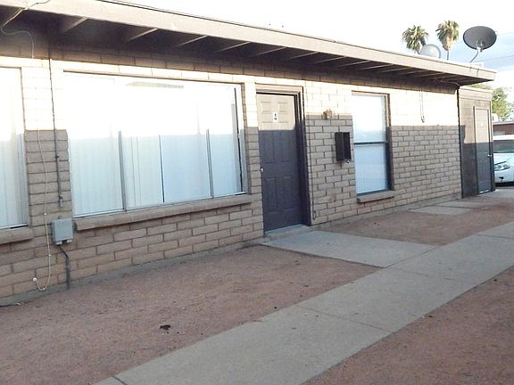 3rd image of 6713 W Myrtle Ave APT 4