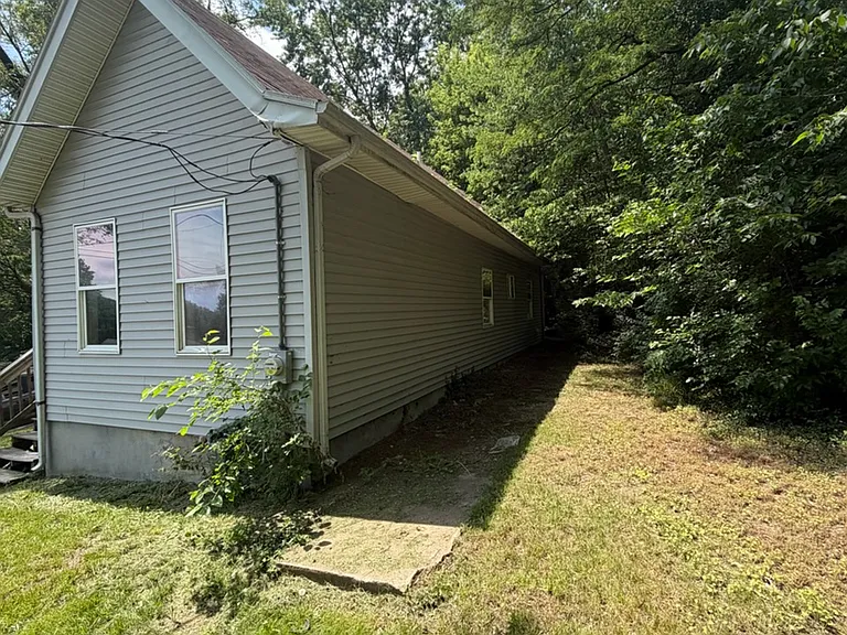 605 S Ligonier St — Photo 27