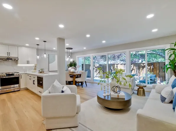 10993 Northsky Sq, Cupertino, CA 95014