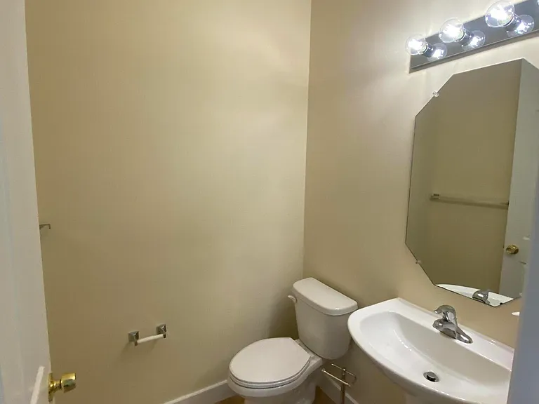 4456 Regal Ct — Photo 7
