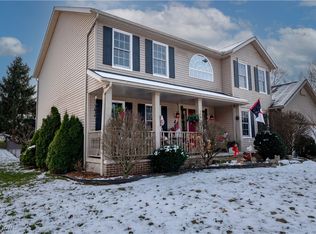 11912 Packets St NW, Canal Fulton, OH 44614