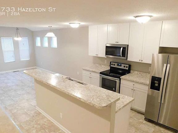 3rd image of 78733 Hazelton St