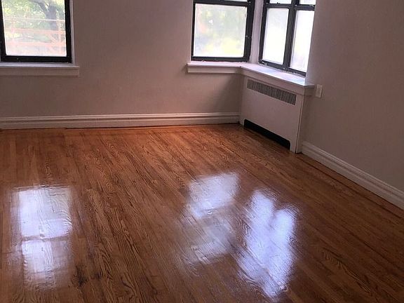 4th image of 2260 Bronx Park E APT 2A