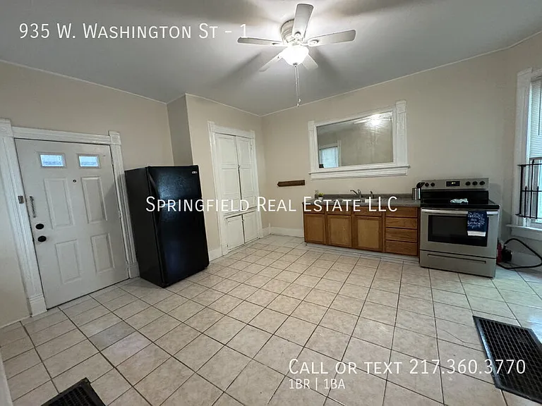 935 W Washington St #1 — Photo 8