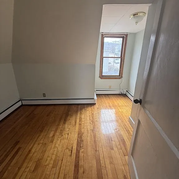 744 Kent St #2 — Photo 8