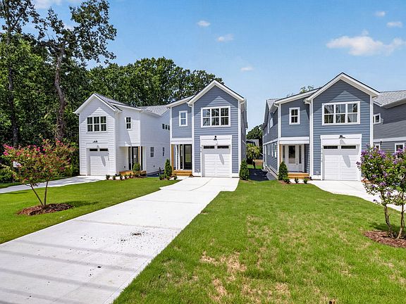 3rd image of 518 Heather Dr