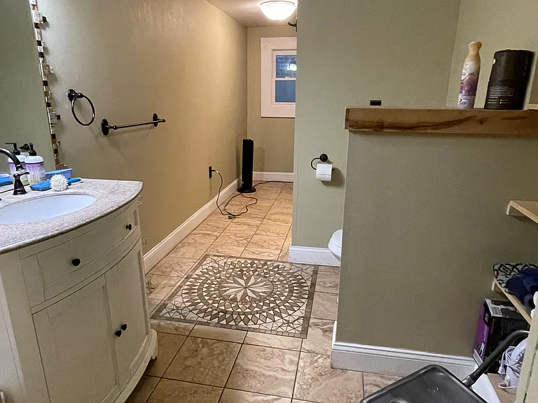 731 W Main St — Photo 10
