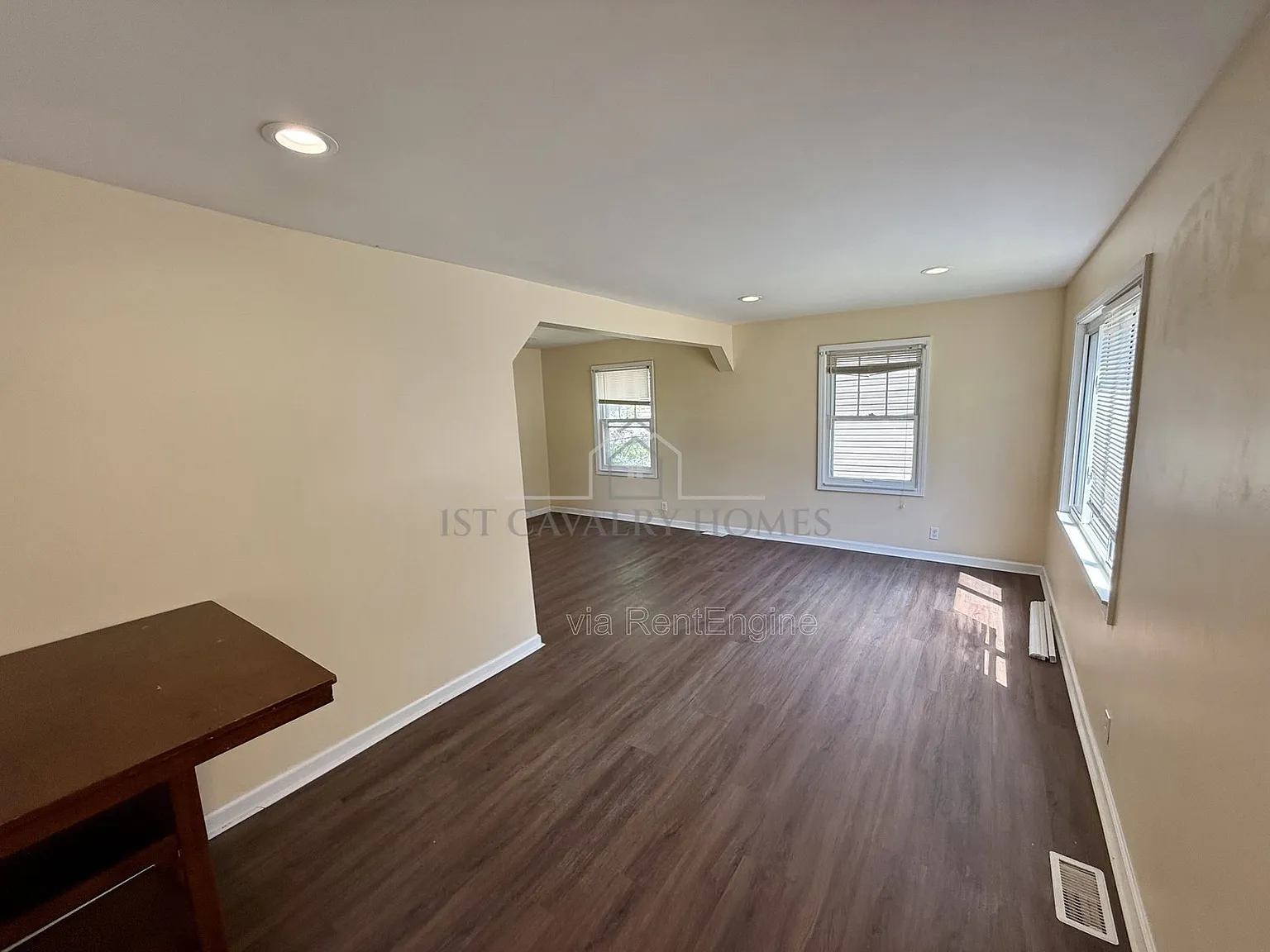 3 bed, 1.0 bath, $1,325 — Photo 3