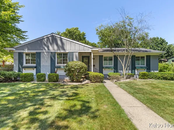 1641 Saginaw Rd SE, Grand Rapids, MI 49506