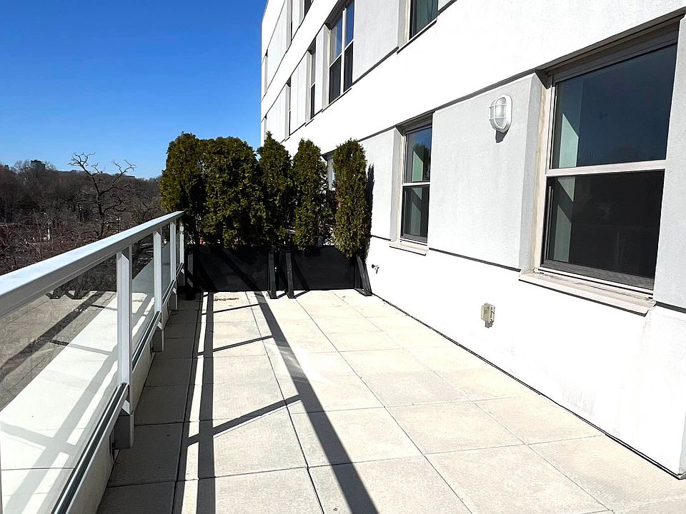 1st image of 510 Flatbush Ave #7A