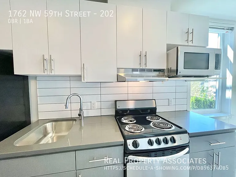 1762 NW 59th St #202 — Photo 4