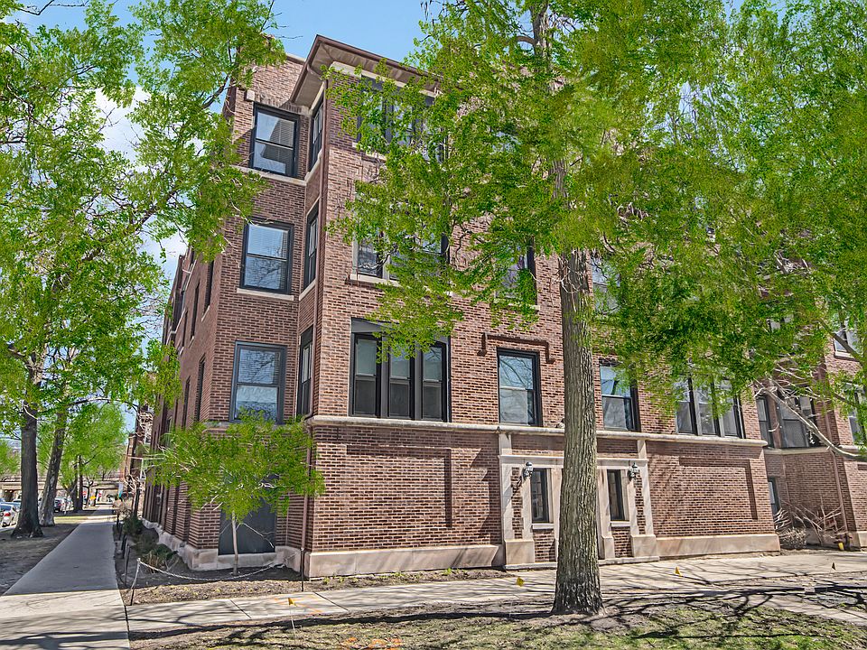 1st image of 7029 N Greenview Ave APT 3S