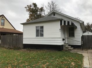 81 W Harry Ave, Hazel Park, MI 48030