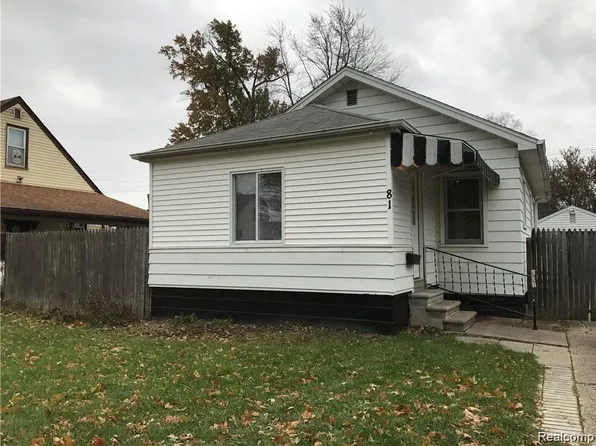 81 W Harry Ave, Hazel Park, MI 48030